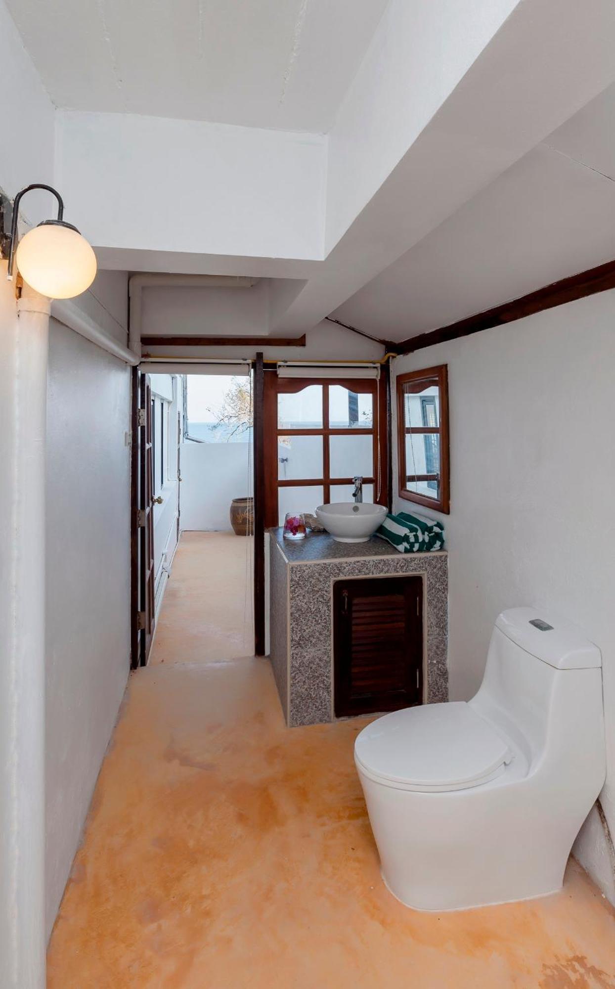 Rawai Baan Khunying - Secluded Phuket Beachfront Villa מראה חיצוני תמונה