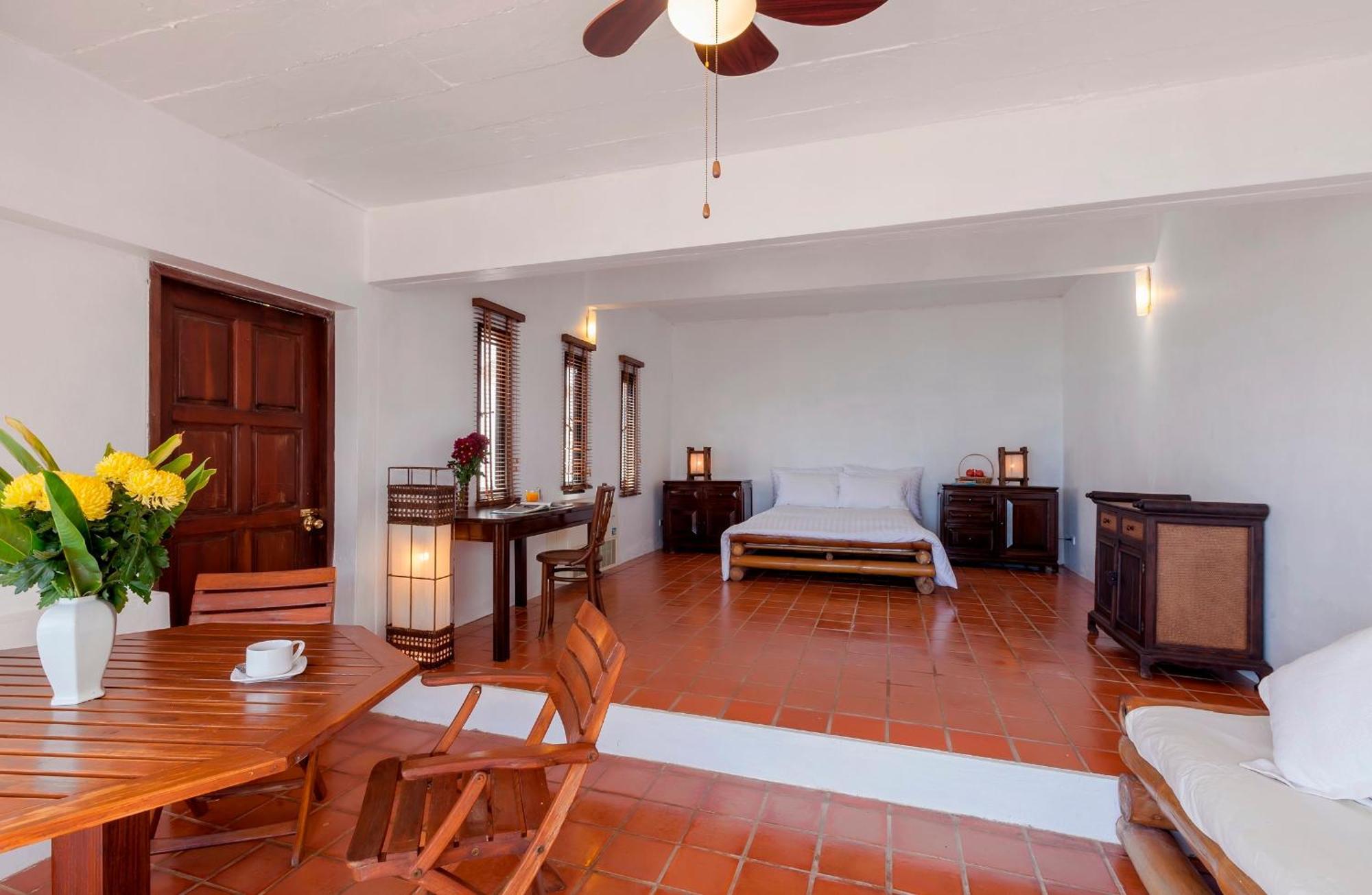 Rawai Baan Khunying - Secluded Phuket Beachfront Villa מראה חיצוני תמונה