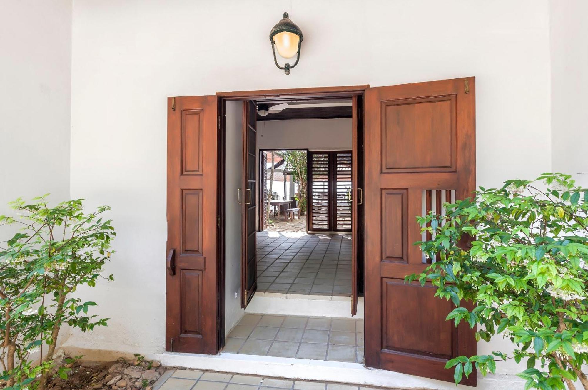 Rawai Baan Khunying - Secluded Phuket Beachfront Villa מראה חיצוני תמונה