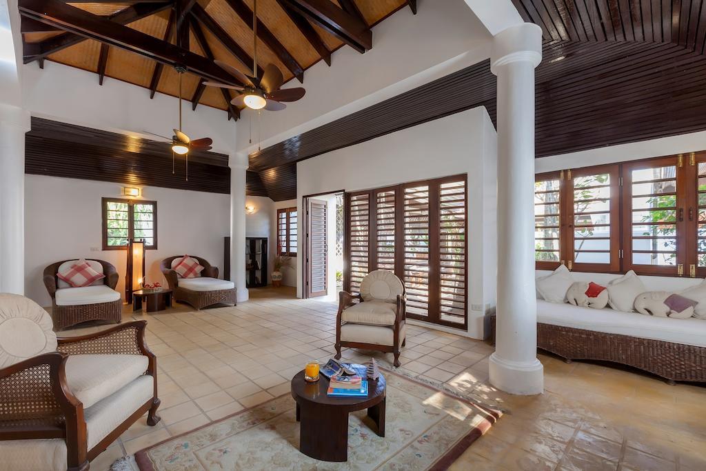 Rawai Baan Khunying - Secluded Phuket Beachfront Villa חדר תמונה